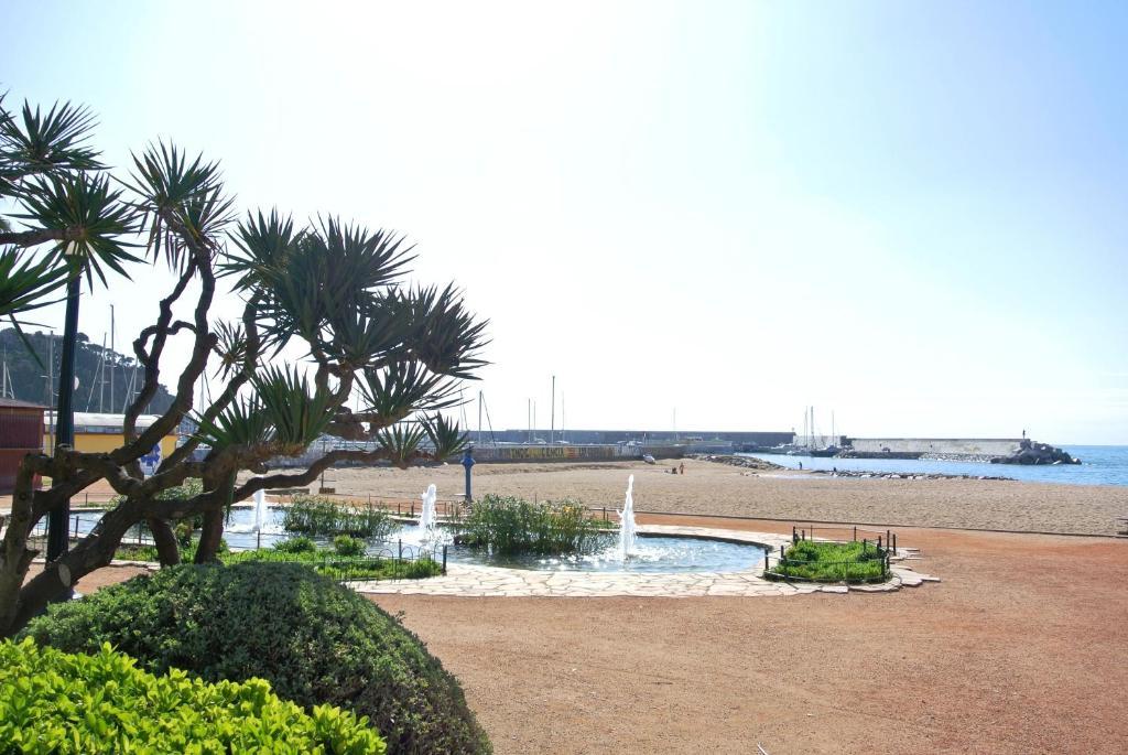 Aiguaneu Apartaments Center Blanes Ngoại thất bức ảnh